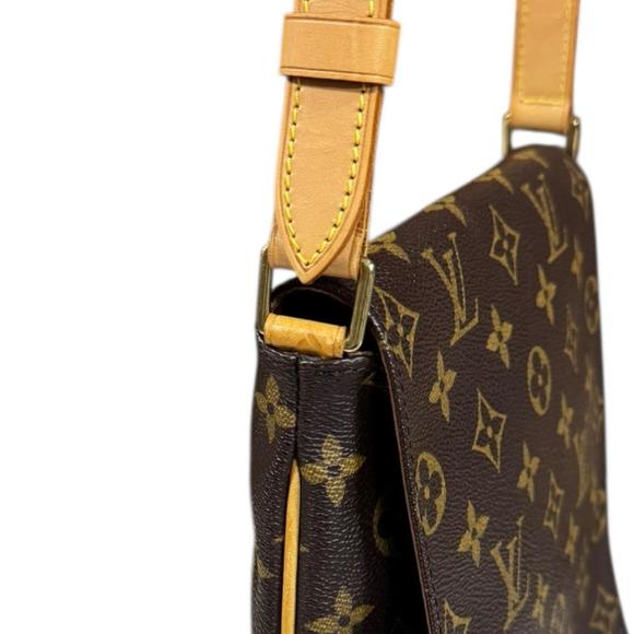 LOUIS VUITTON Brown Monogram Canvas Shoulder Bag - Picture 11 of 11